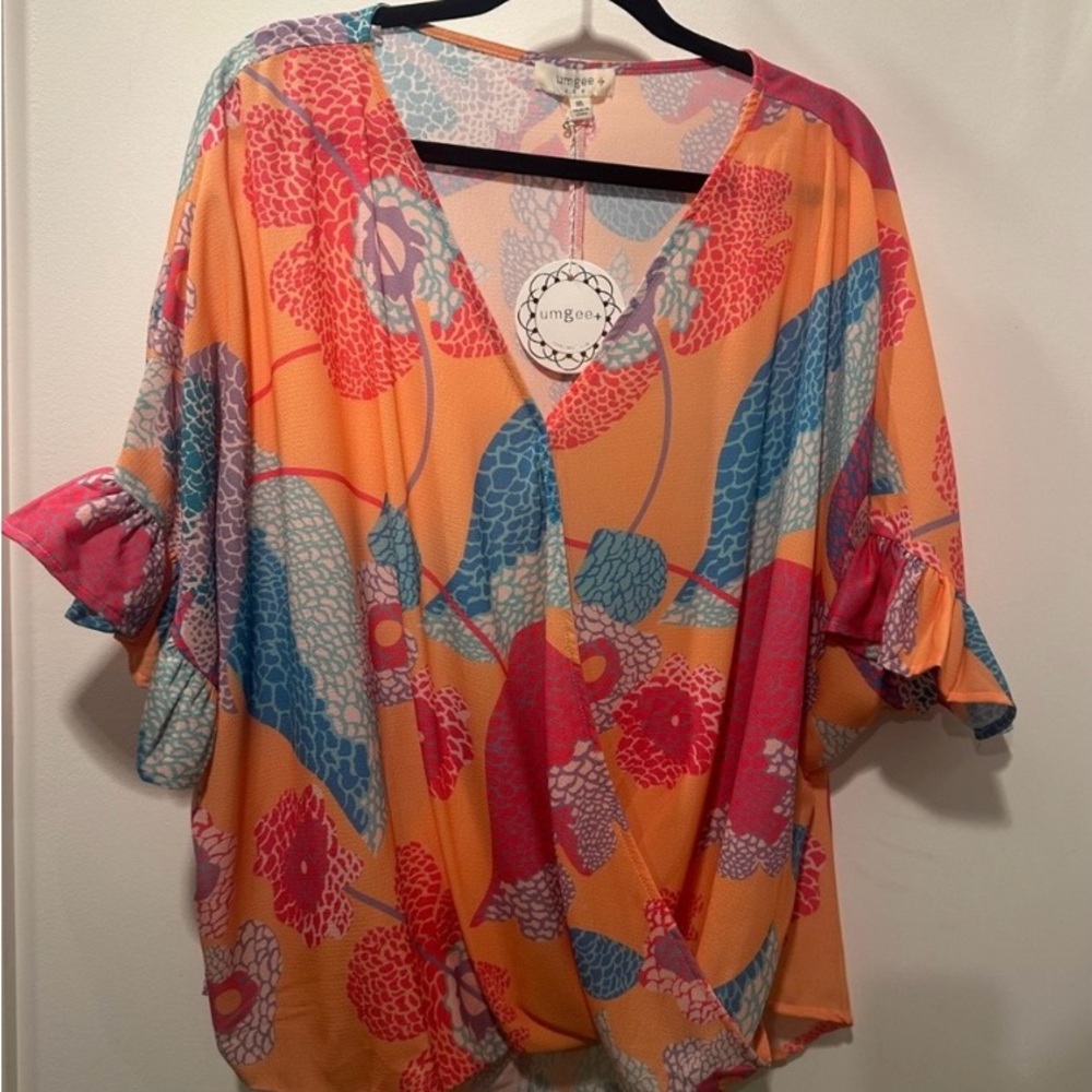 Umgee Women's Vibrant Floral Blouse - Orange and Pink